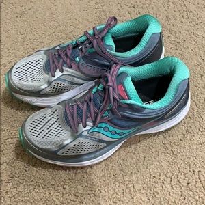 Women’s Saucony Everun Guide 10 Running Shoes